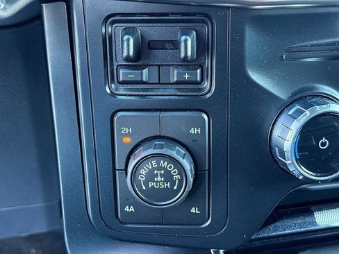 Used 2023 Ford F150 Raptor image 24