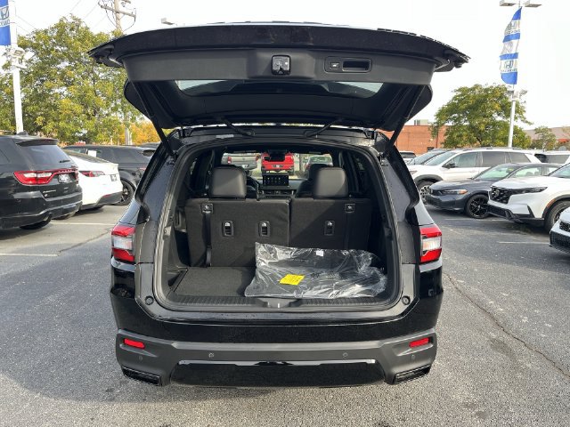 New 2026 Honda Pilot Black Edition image 29