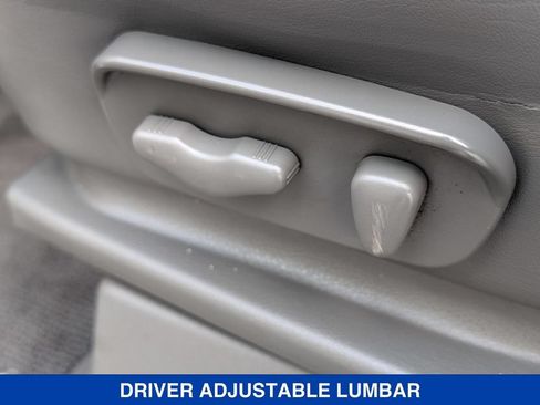 Used 2014 Nissan Frontier SL w/ SL Moonroof Package AWD/4WD image 15
