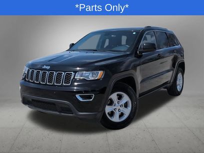 Used 2017 Jeep Grand Cherokee Laredo w/ Quick Order Package 23E