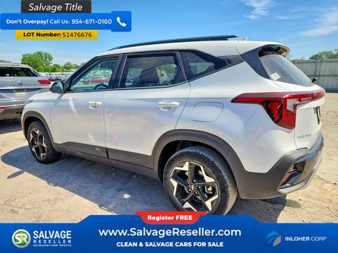 Used 2026 Kia Seltos S AWD/4WD image 3
