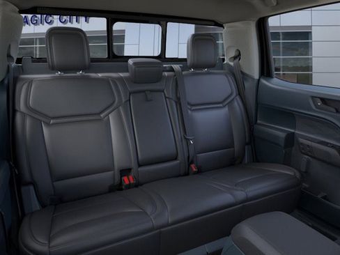 New 2026 Ford Maverick Lariat w/ Black Appearance Package image 11