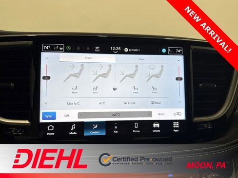 Used 2026 Chrysler Pacifica Limited w/ S Appearance Package AWD/4WD image 36