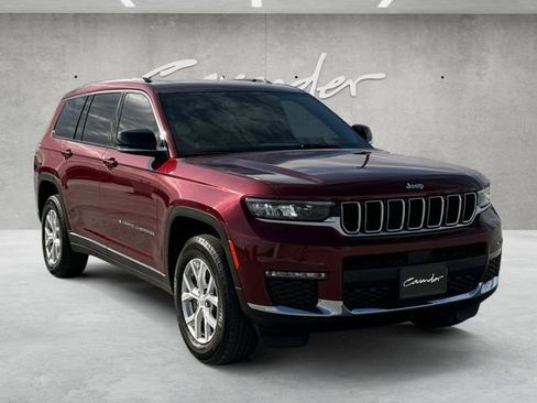 Used 2023 Jeep Grand Cherokee L Limited image 2