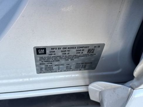 Used 2020 Buick Encore GX Essence w/ Experience Buick Package image 36