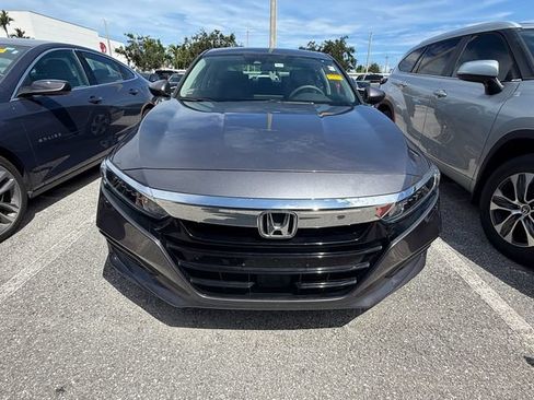 Used 2018 Honda Accord EX image 2