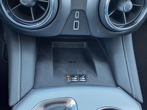 New 2025 Chevrolet Blazer LT w/ Convenience Package image 17