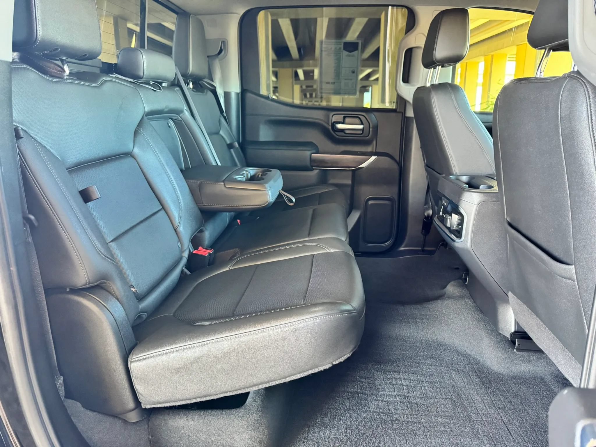 Used 2021 GMC Sierra 1500 SLT AWD/4WD image 28