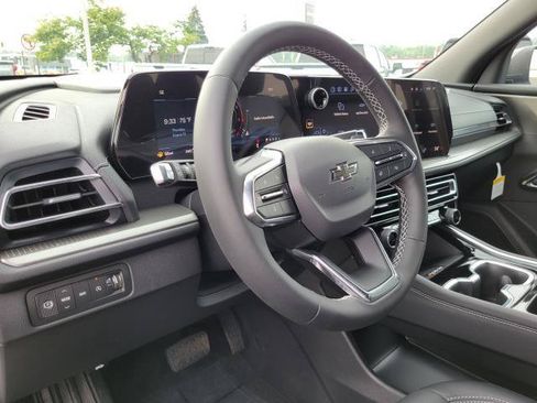 New 2027 Chevrolet Traverse LT w/ Midnight/Sport Edition AWD/4WD image 10
