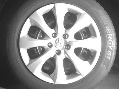 Used 2025 Toyota Corolla LE FWD image 14