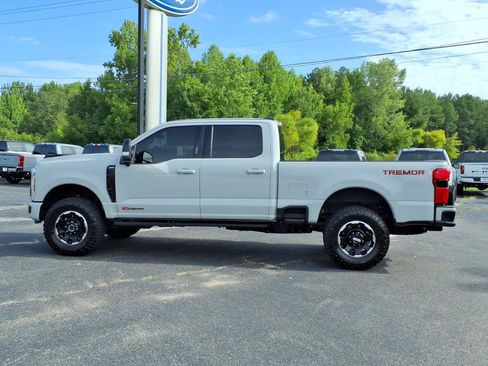 Used 2026 Ford F350 Lariat w/ Tremor Off-Road Package AWD/4WD image 22