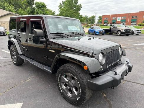 Used 2017 Jeep Wrangler Unlimited Sport AWD/4WD image 3