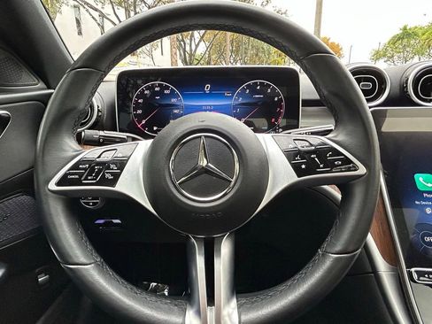 Used 2025 Mercedes-Benz C 300 4MATIC Sedan image 21