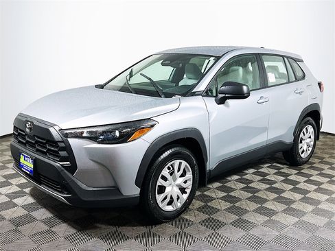 New 2026 Toyota Corolla Cross L image 4