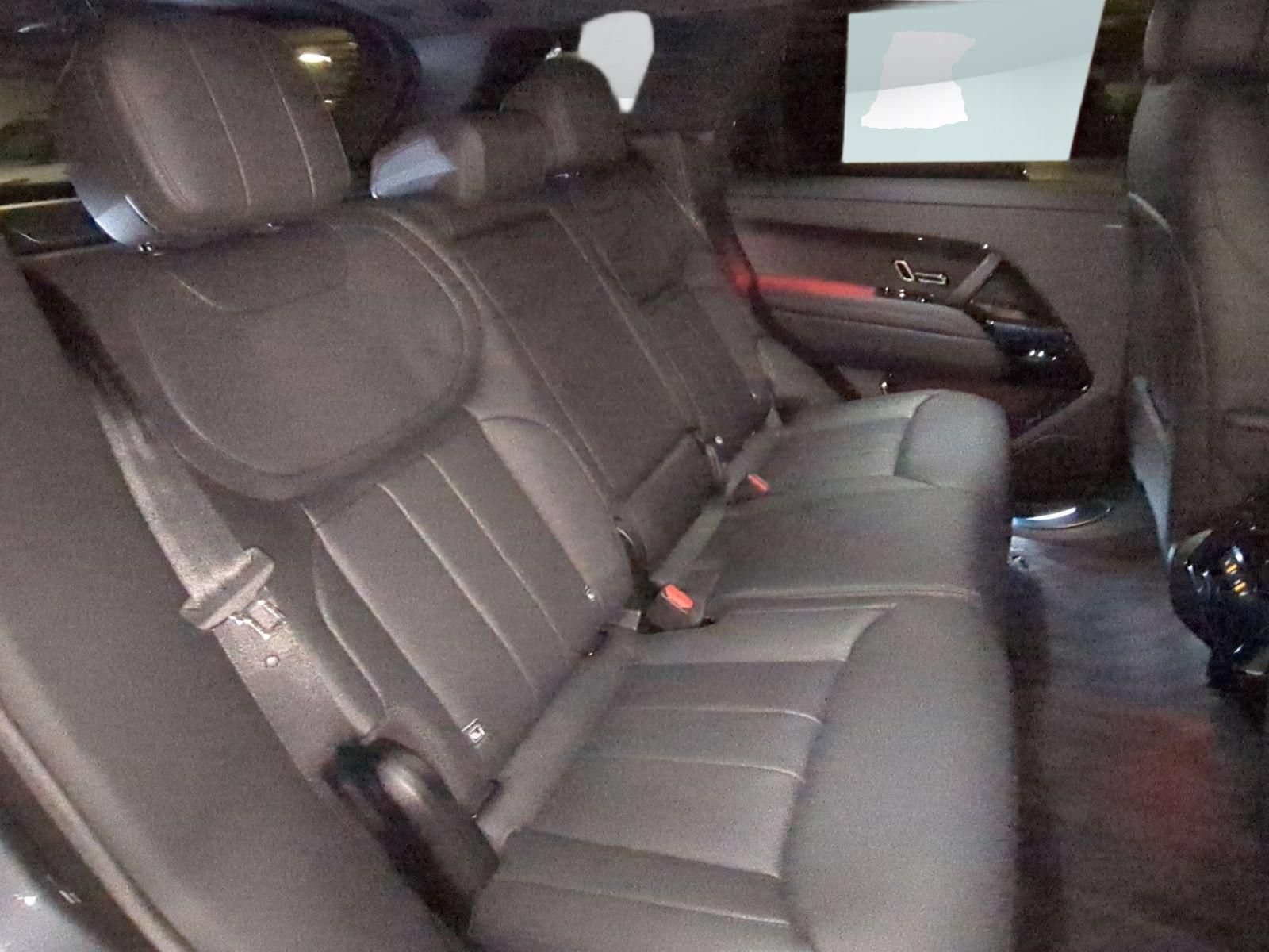 New 2027 Land Rover Range Rover Sport SE AWD/4WD image 29