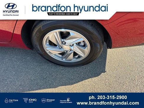 Certified 2026 Hyundai Elantra SE w/ Cargo Package FWD image 31