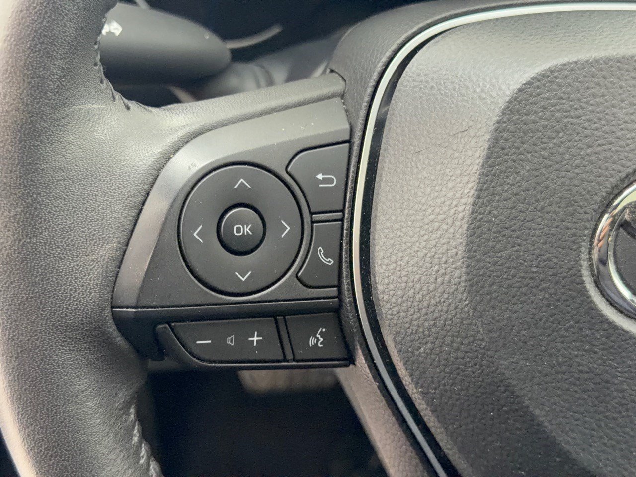 Certified 2024 Toyota RAV4 XSE AWD/4WD image 18