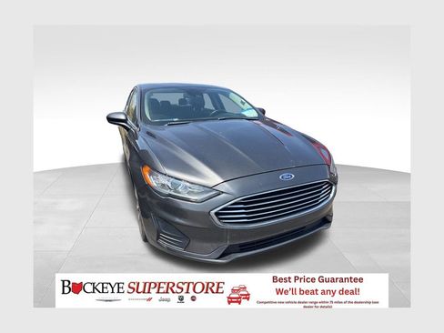 Used 2019 Ford Fusion SE AWD/4WD image 1