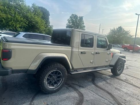Used 2022 Jeep Gladiator Overland w/ Popular Equipment Package AWD/4WD image 8