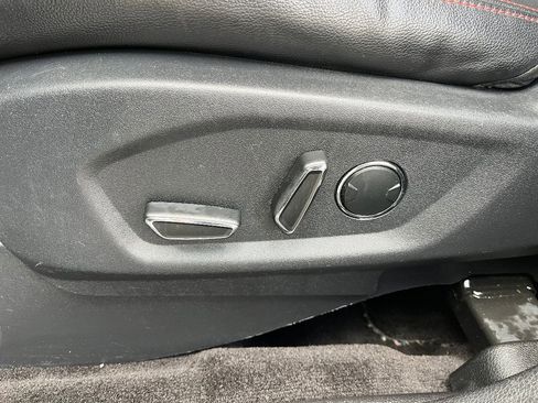 Used 2016 Ford Explorer Sport w/ Equipment Group 401A AWD/4WD image 28