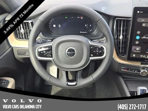 Used 2026 Volvo XC60 B5 Core w/ Protection Package Premier image 29