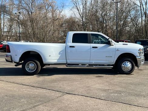 Used 2025 RAM 3500 Big Horn image 56