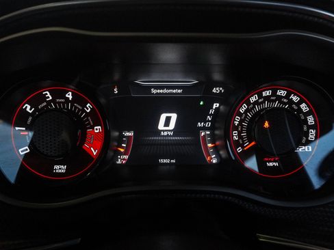 Used 2019 Dodge Challenger SRT Hellcat Redeye image 25