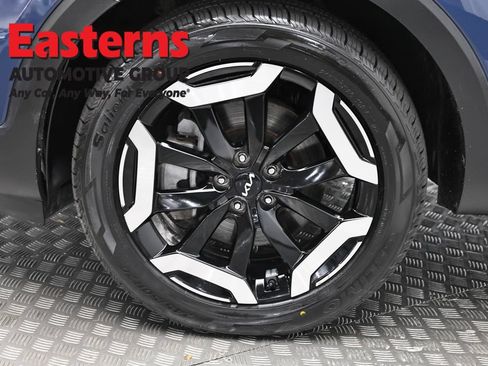 Used 2025 Kia Telluride S FWD image 33