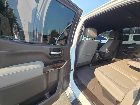 Used 2020 GMC Sierra 1500 SLT w/ SLT Premium Plus Package AWD/4WD image 14