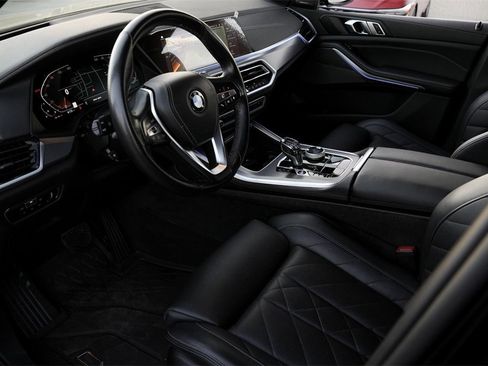 Used 2023 BMW X5 sDrive40i w/ Premium Package image 9