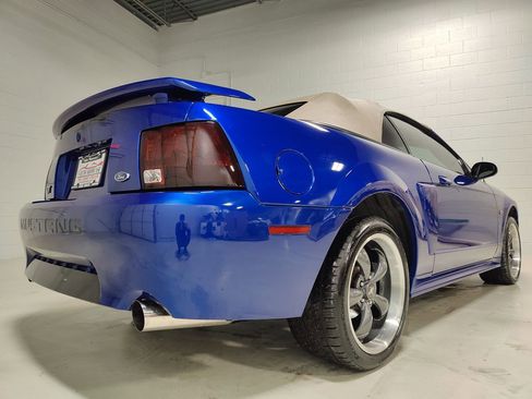 Used 2002 Ford Mustang GT Premium image 7