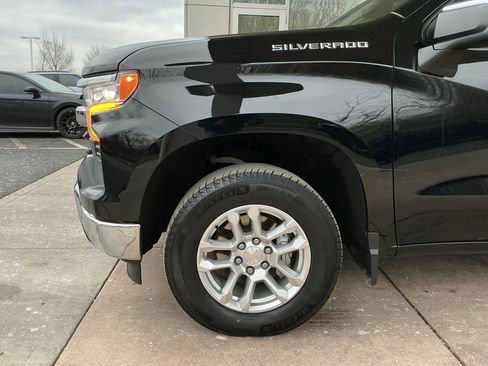 Used 2023 Chevrolet Silverado 1500 LT image 25