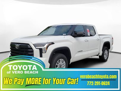 New 2026 Toyota Tundra SR5 w/ SR5 Premium Package