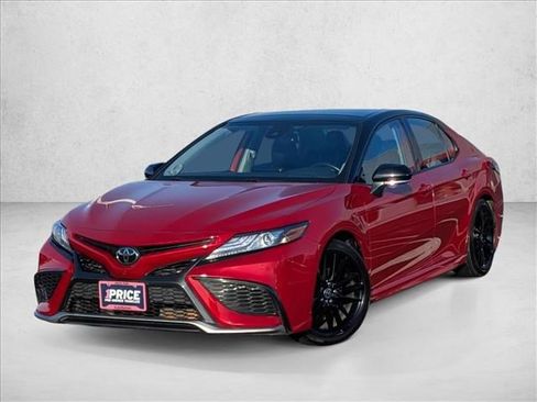 Used 2023 Toyota Camry XSE image 1
