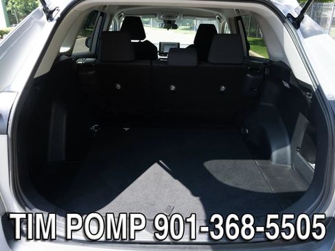Used 2021 Toyota RAV4 LE FWD image 15