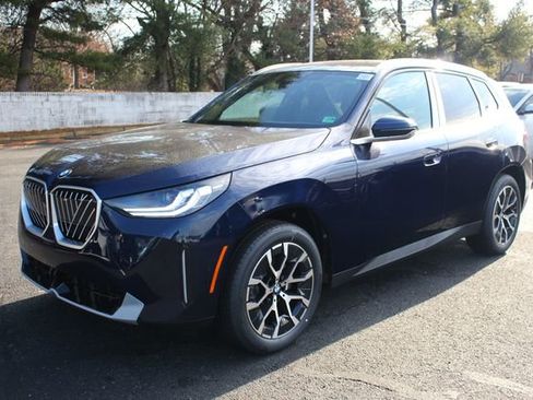 New 2026 BMW X3 xDrive30 w/ Premium Package image 3