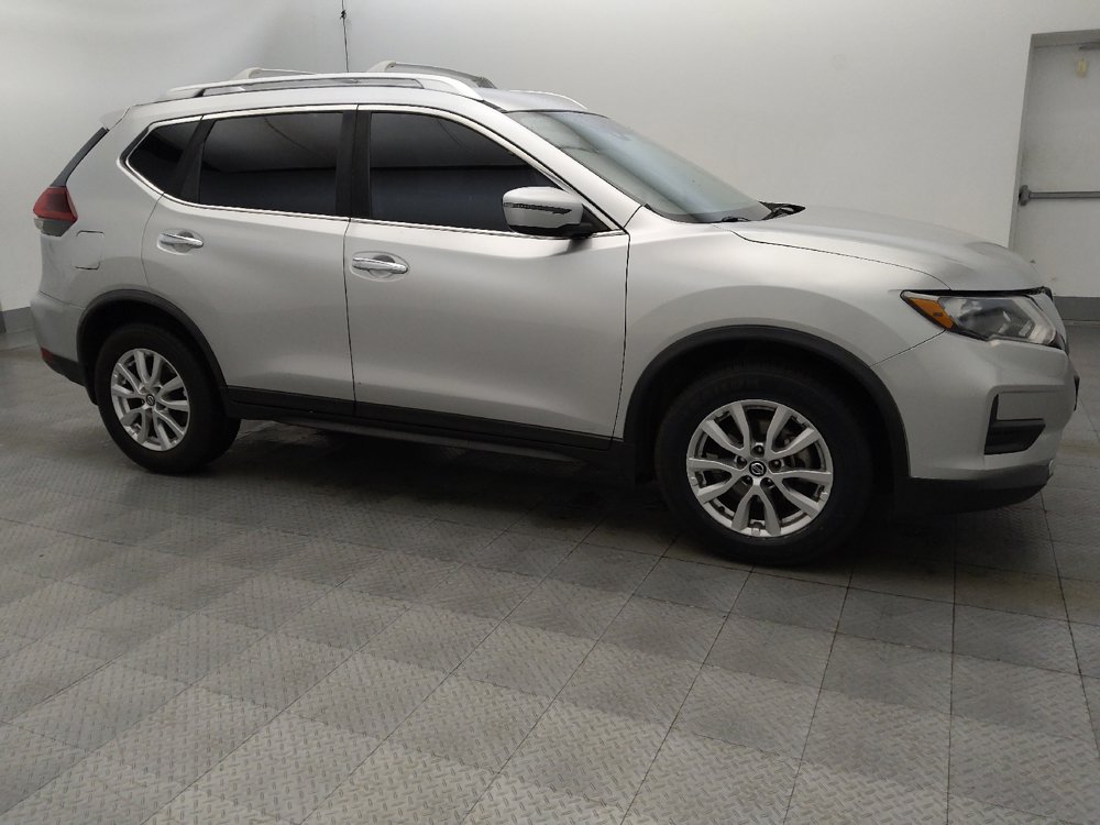Used 2020 Nissan Rogue S w/ Special Edition Package FWD image 11