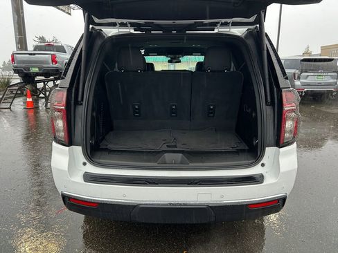 Used 2024 Chevrolet Tahoe LT w/ Luxury Package image 24