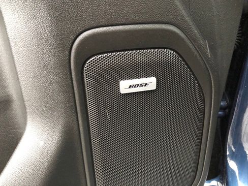 Used 2020 Chevrolet Silverado 1500 High Country w/ Technology Package image 13