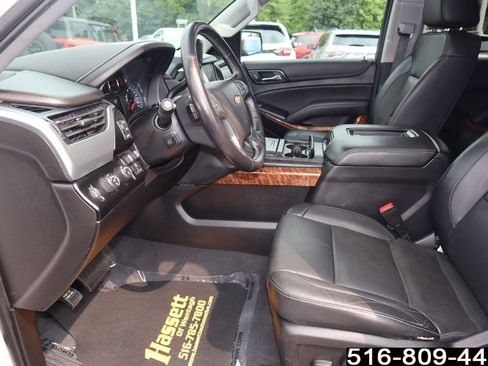 Used 2019 Chevrolet Tahoe Premier w/ RST 6.2L Performance Edition AWD/4WD image 13