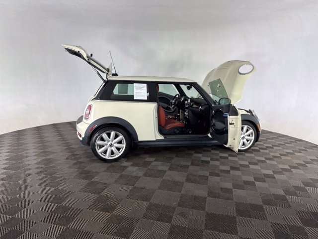 Used 2010 MINI Cooper S FWD image 13