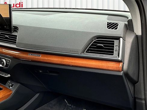 Used 2023 Audi Q5 2.0T Premium image 26