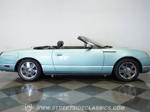 Used 2002 Ford Thunderbird image 14