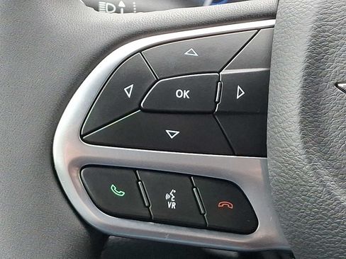 Used 2026 Chrysler Pacifica Select FWD image 21