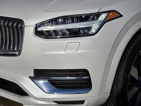 Used 2023 Volvo XC90 T8 Core w/ Protection Package Premier image 14