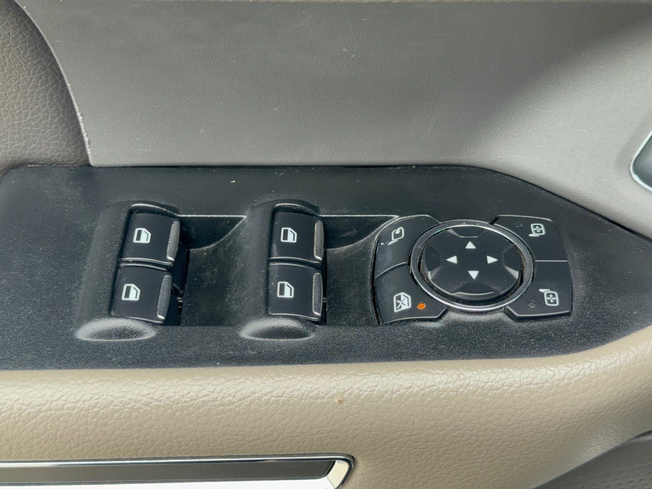 Used 2020 Ford Expedition XLT w/ Equipment Group 202A RWD image 15