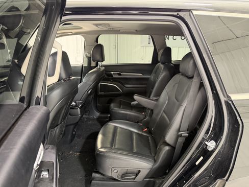 Used 2020 Kia Telluride S FWD image 12
