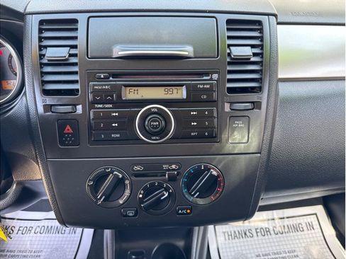 Used 2007 Nissan Versa 1.8 S FWD image 17