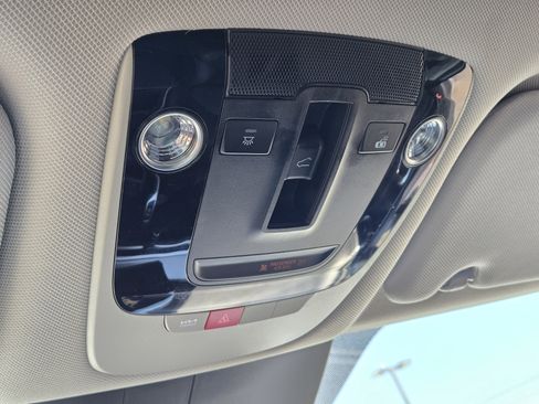 Used 2025 Kia Sorento S w/ Panoramic Sunroof Package AWD/4WD image 32