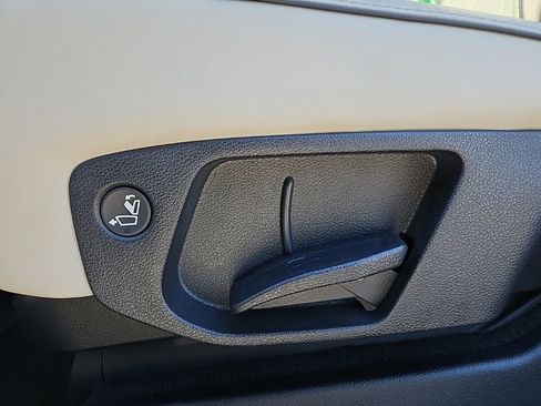 Used 2021 Hyundai Palisade Limited image 29